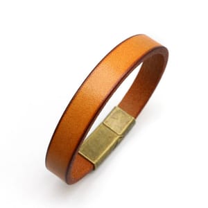 Simple Leather Bracelet for Men with Magnetic Clasp 